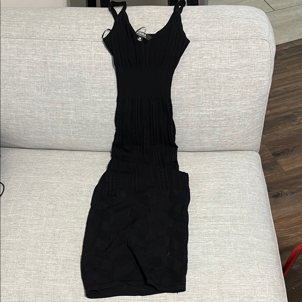 Hera Collection Black Midi Dress